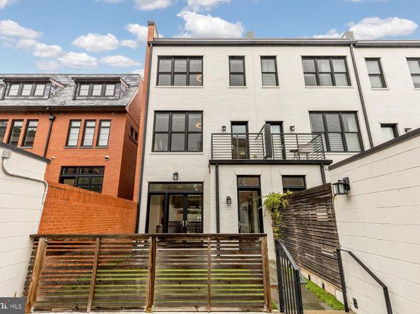 1311 D Street SE, Washington DC 20003