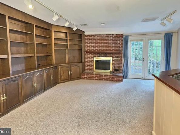 6444 Eppard Street, Falls Church VA 22042