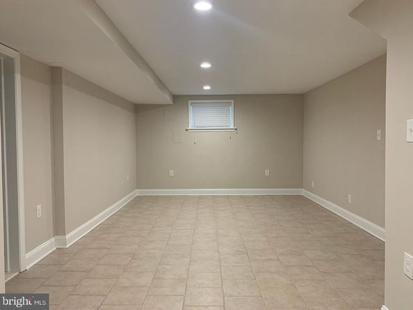 2356 South Pierce Street, Arlington VA 22202