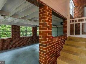 2356 South Pierce Street, Arlington VA 22202