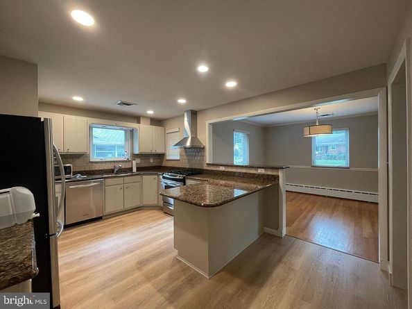 2356 South Pierce Street, Arlington VA 22202