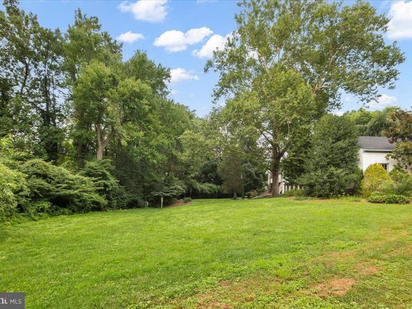 7058 Idylwood Road, Falls Church VA 22043