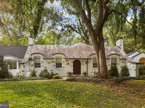 7058 Idylwood Road, Falls Church VA 22043