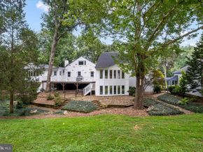 7058 Idylwood Road, Falls Church VA 22043