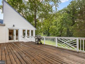 7058 Idylwood Road, Falls Church VA 22043