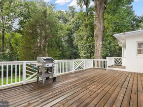 7058 Idylwood Road, Falls Church VA 22043