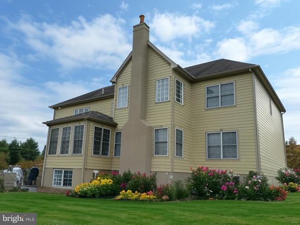 1401 Hampstead Court, Blue Bell PA 19422