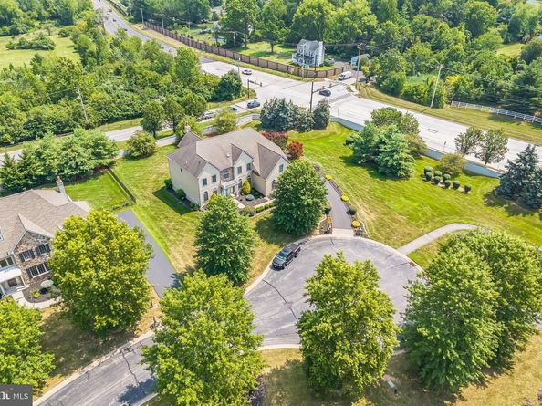 1401 Hampstead Court, Blue Bell PA 19422