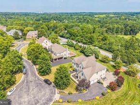 1401 Hampstead Court, Blue Bell PA 19422