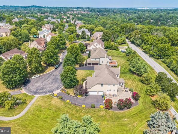 1401 Hampstead Court, Blue Bell PA 19422