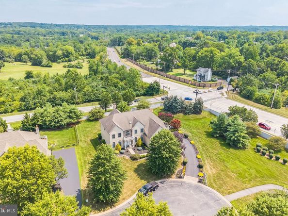 1401 Hampstead Court, Blue Bell PA 19422