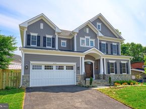 505 Hillcrest Drive SW, Vienna VA 22180