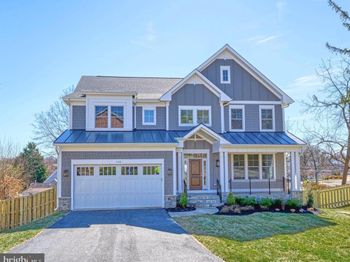 505 Hillcrest Drive SW