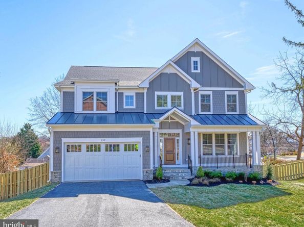 505 Hillcrest Drive SW, Vienna VA 22180