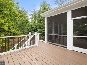 505 Hillcrest Drive SW, Vienna VA 22180