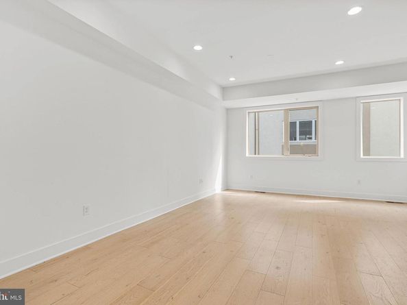 927 N Front Street 2, Philadelphia PA 19123