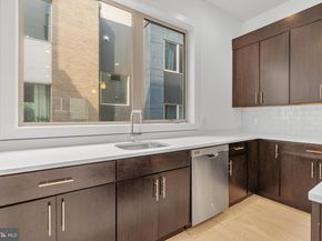 927 N Front Street 2, Philadelphia PA 19123