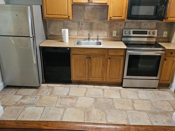 5507 Spring Street, Philadelphia PA 19139