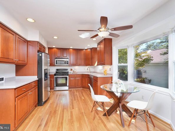 35 N Highland Street, Arlington VA 22201