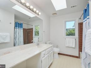 35 N Highland Street, Arlington VA 22201