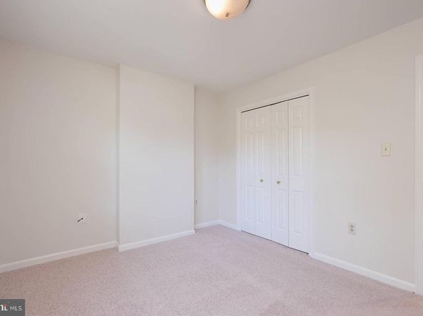 35 N Highland Street, Arlington VA 22201