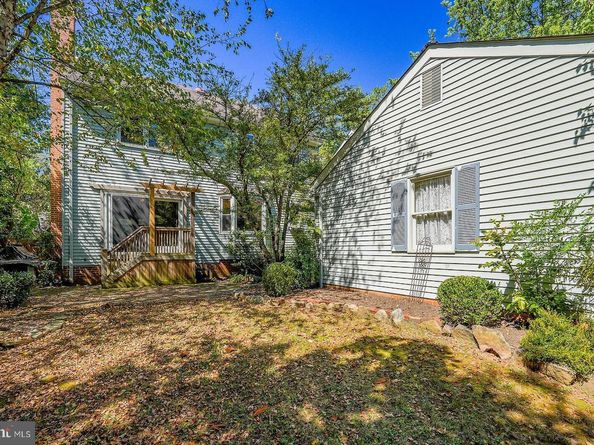 35 N Highland Street, Arlington VA 22201
