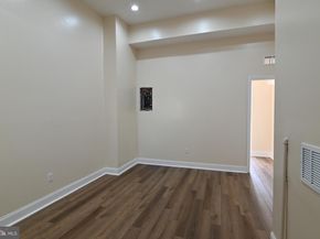 5165 W Columbia Avenue, Philadelphia PA 19131