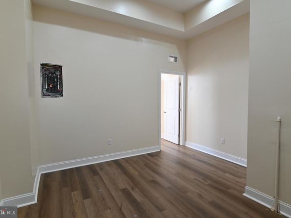5165 W Columbia Avenue, Philadelphia PA 19131