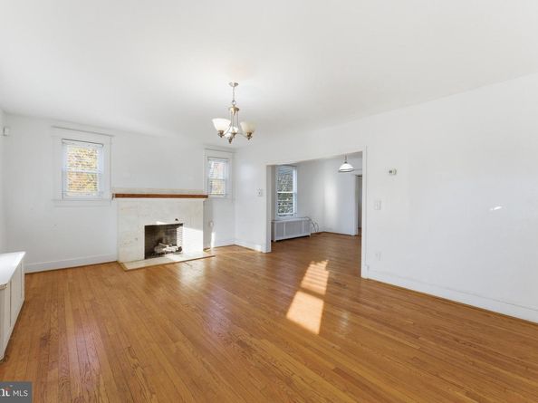 2604 32nd Street SE, Washington DC 20020