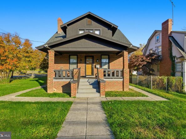 2604 32nd Street SE, Washington DC 20020