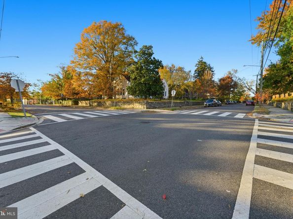 2604 32nd Street SE, Washington DC 20020