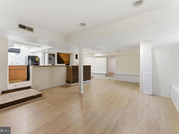 2604 32nd Street SE, Washington DC 20020