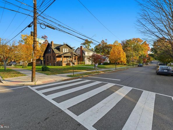 2604 32nd Street SE, Washington DC 20020