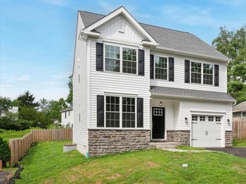 1006 Pershing