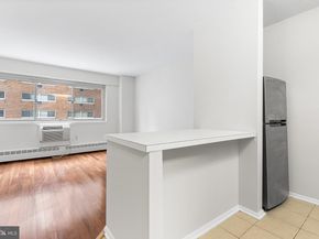 2101 Chestnut Street 920, Philadelphia PA 19103