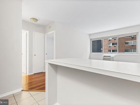 2101 Chestnut Street 920, Philadelphia PA 19103