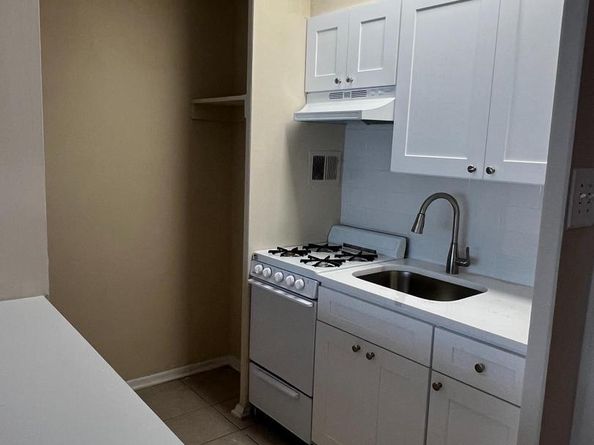 2101 Chestnut Street 920, Philadelphia PA 19103
