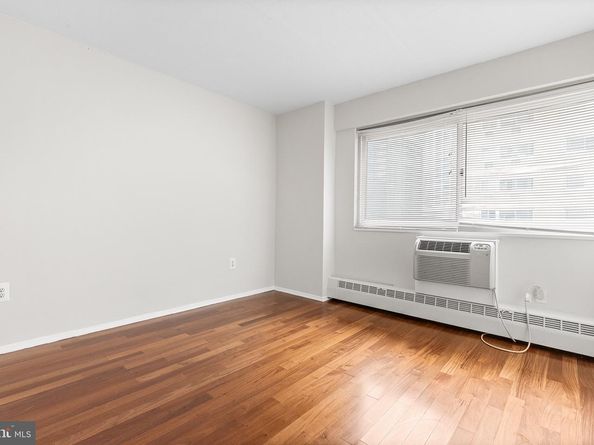 2101 Chestnut Street 920, Philadelphia PA 19103