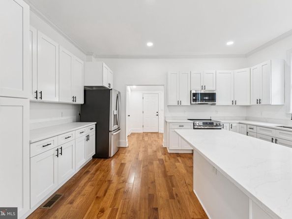 2105 4TH Street NE, Washington DC 20002