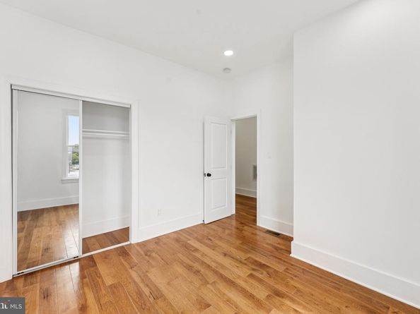2105 4TH Street NE, Washington DC 20002