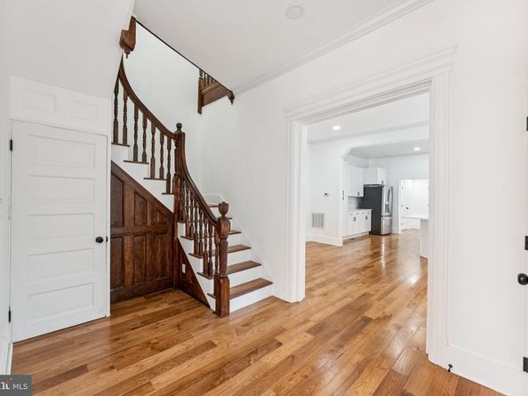 2105 4TH Street NE, Washington DC 20002