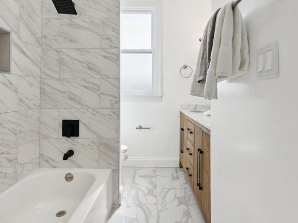2105 4TH Street NE, Washington DC 20002
