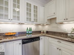4000 Cathedral Avenue NW 516B, Washington DC 20016