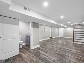 4910 Pine Street, Philadelphia PA 19143
