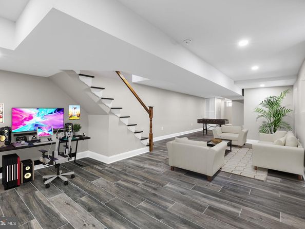 4910 Pine Street, Philadelphia PA 19143