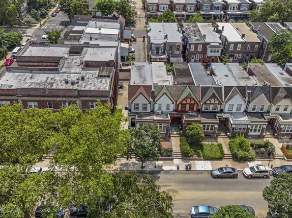 4910 Pine Street, Philadelphia PA 19143