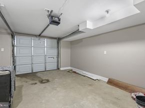 4910 Pine Street, Philadelphia PA 19143