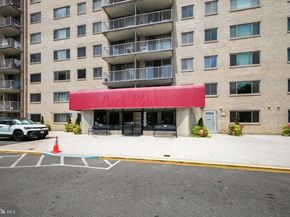 2500 N Van Dorn Street 406, Alexandria VA 22302
