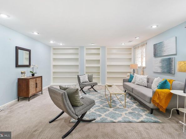2757 Unicorn Lane NW, Washington DC 20015