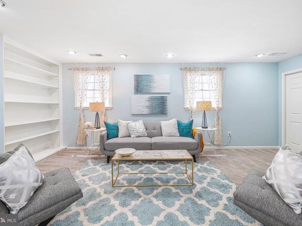 2757 Unicorn Lane NW, Washington DC 20015